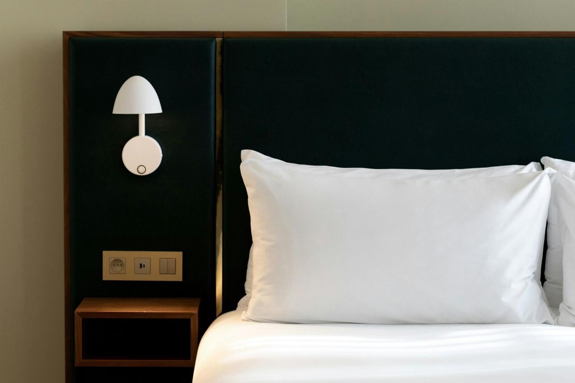 Hotel Sapphire House Antwerp, Autograph Collection By Marriott Zewnętrze zdjęcie A pillow