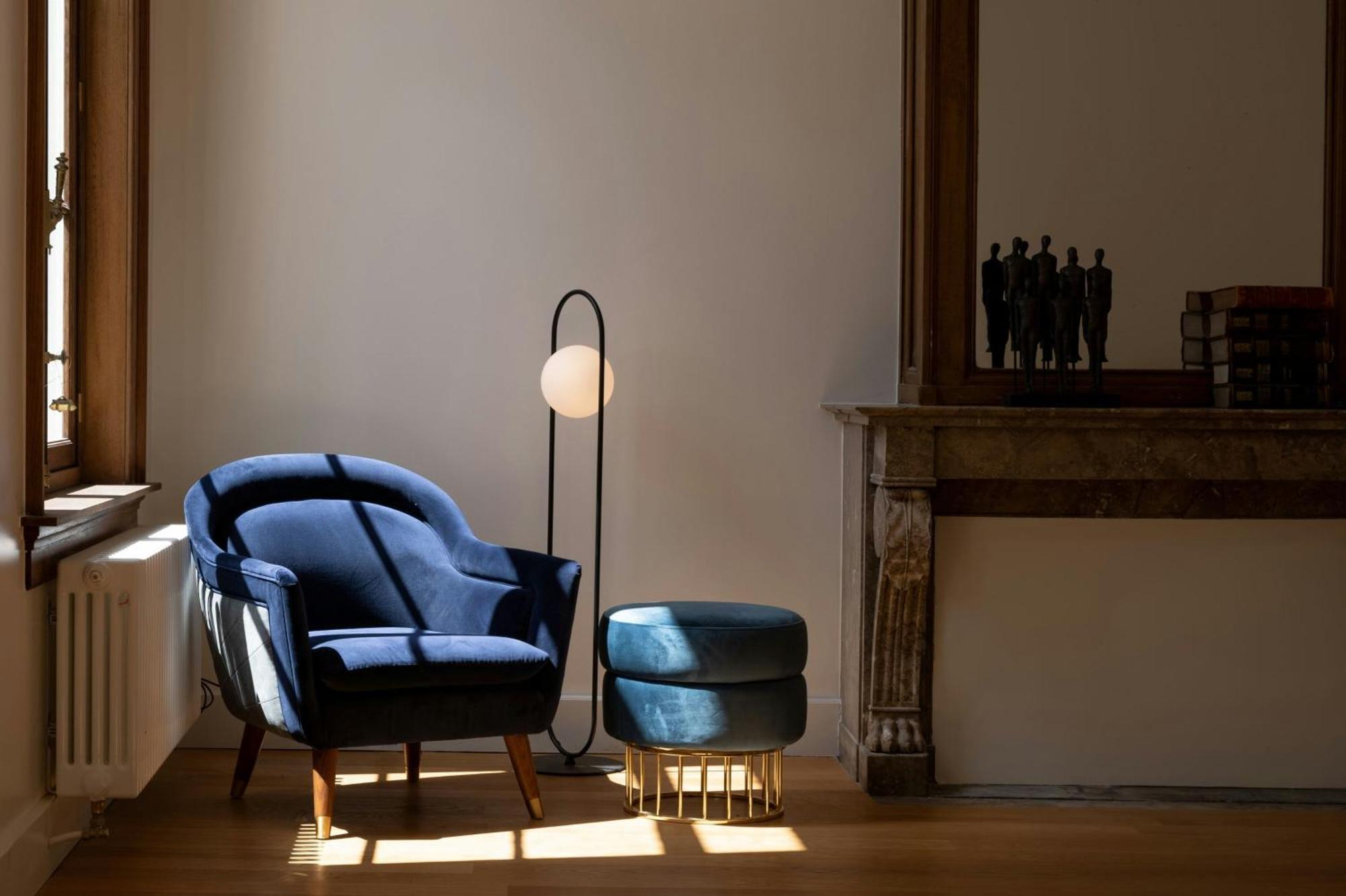 Hotel Sapphire House Antwerp, Autograph Collection By Marriott Zewnętrze zdjęcie Floor lamp